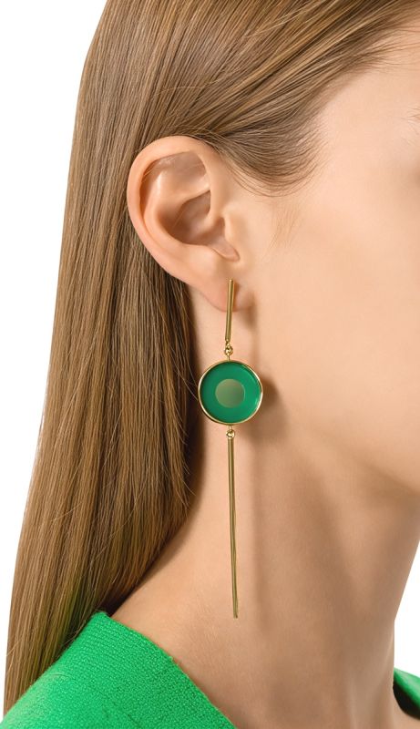  2025:  ,   must-have  