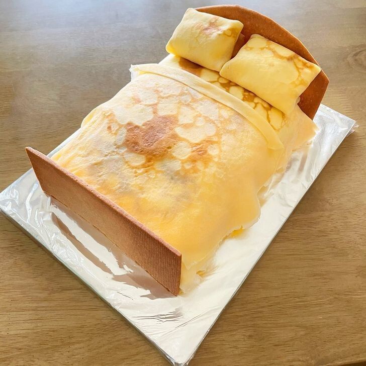  : ,   