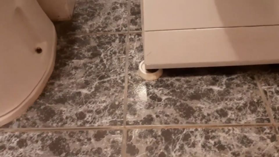  :     