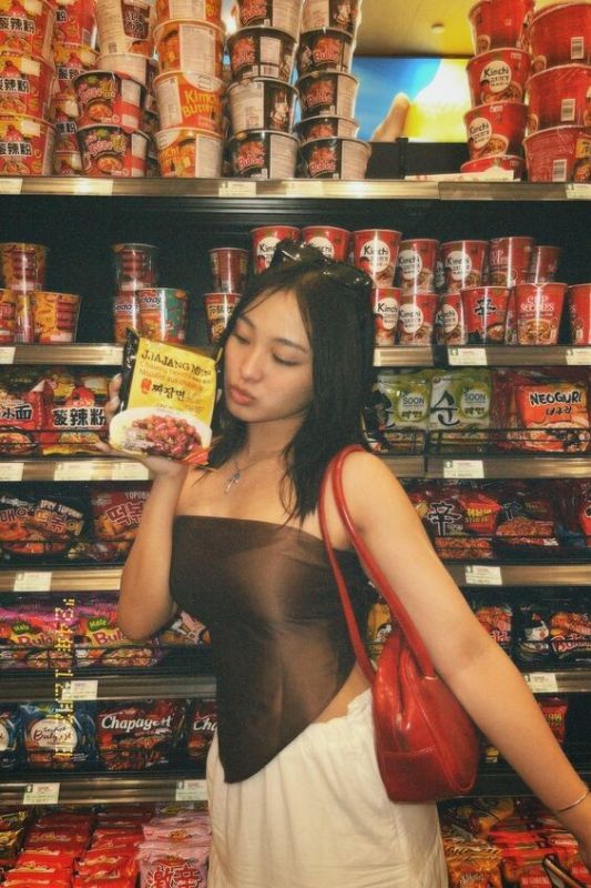  : 40 ,   