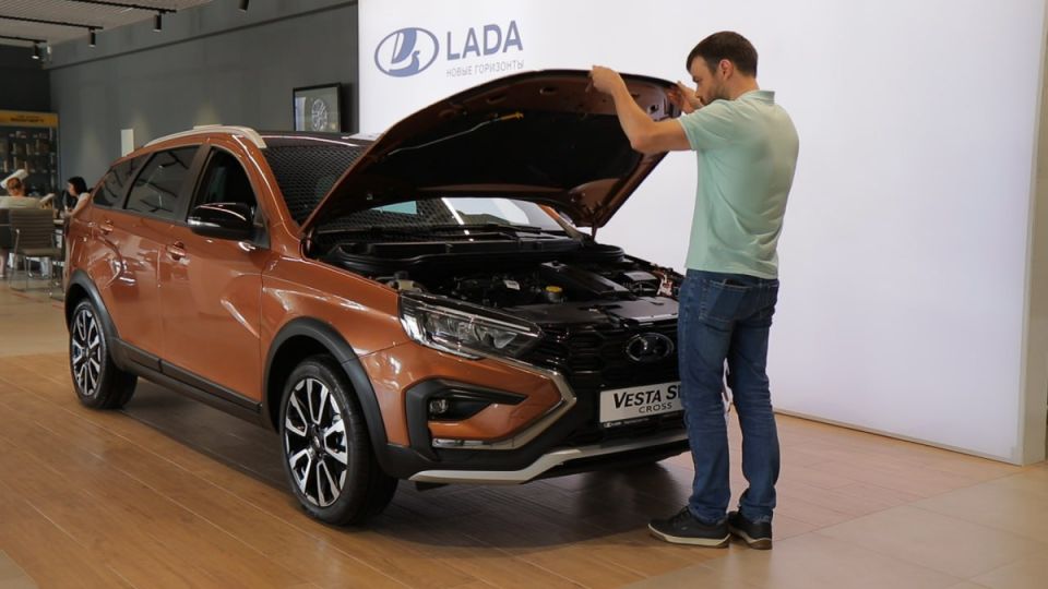     LADA Vesta     