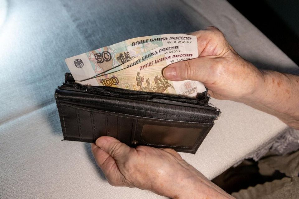 Россияне обозначили желаемый размер будущей пенсии: мнения граждан