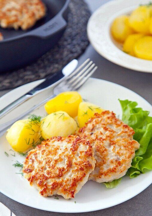 Секретные уловки для идеальных рубленых куриных котлет: проще, чем кажется!