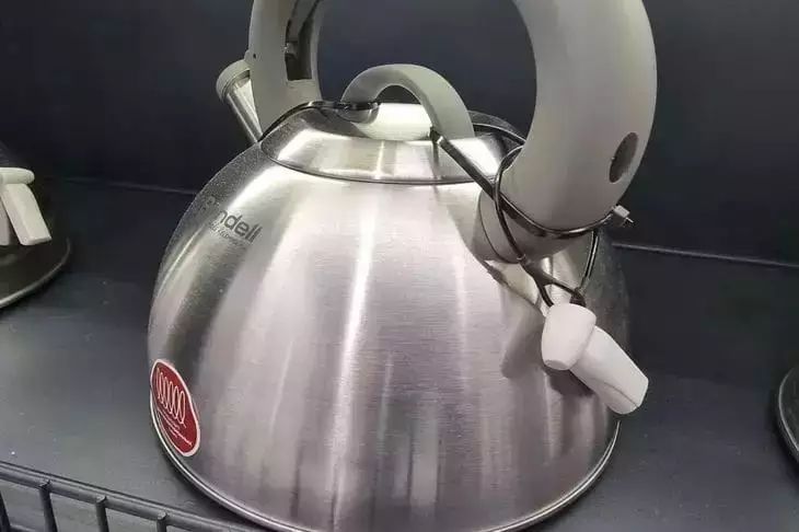 Как убрать известковый налет в чайнике: научный способ, о котором молчат производители