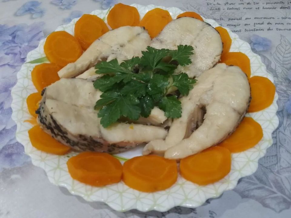 Непревзойденный аромат: как приготовить рыбу в огуречном рассоле