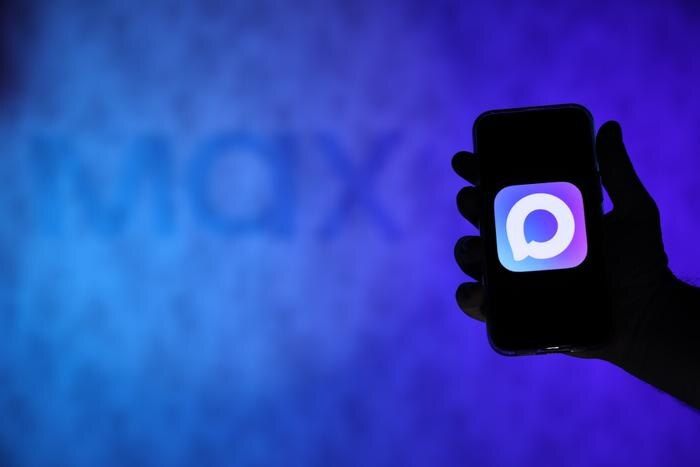 Новые правила: Путин вводит обязательные домовые чаты на платформе MAX для жильцов