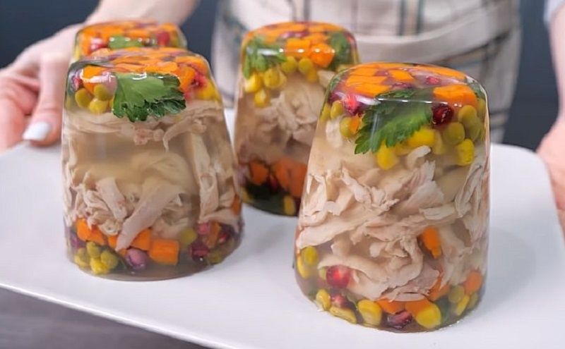 Порционный холодец в чашке: спокойный взгляд на любимое блюдо