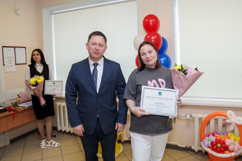 Медработникам вручили награды парламента ЕАО