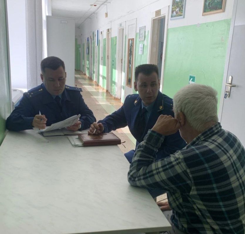 Директор психоневрологического интерната в Биробиджане заставлял пациентов строить ему дачу