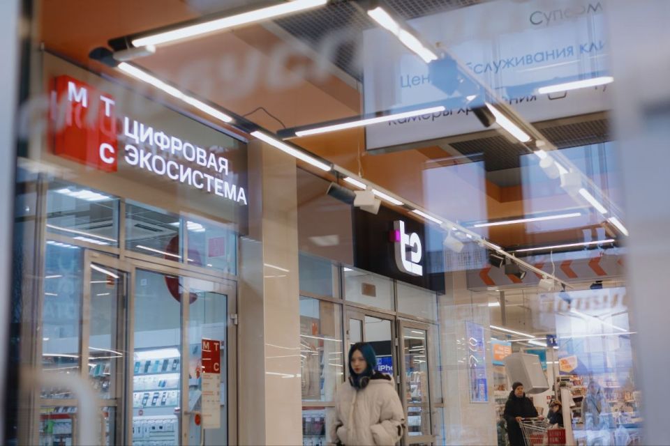 Т2 и МТС поделят торговые площади (12+)