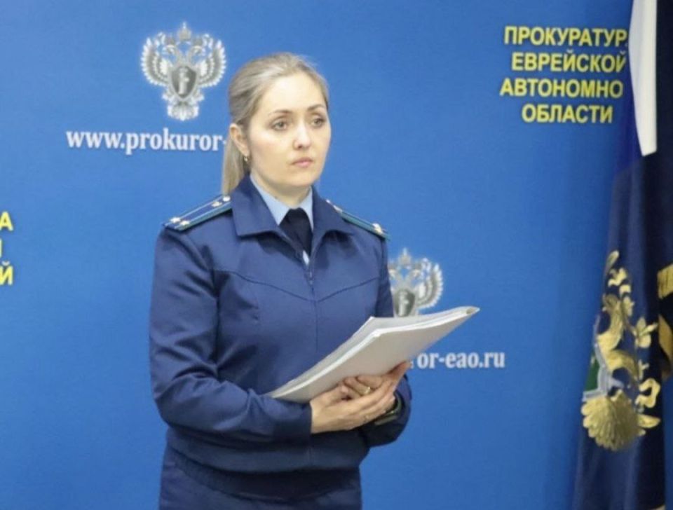 Оставлено в силе решение суда о взыскании в пользу местного жителя компенсации морального вреда, причиненного в результате получения телесных повреждений