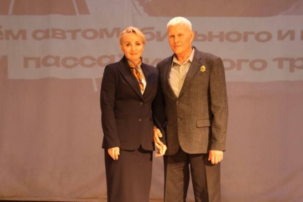 Путь к благополучию: работники транспорта и строительства дорог отмечают профессиональный праздник в ЕАО