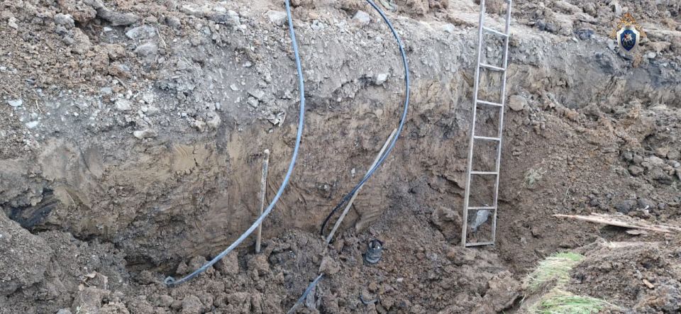 По факту гибели в траншее двух жителей поселка Литовко возбуждено уголовное дело