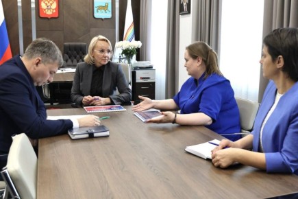 Губернатор ЕАО встретилась с управляющей отделением Социального фонда России по Хабаровскому краю и ЕАО