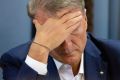 Сбербанк требует от клиента подтвердить законность своих миллионов