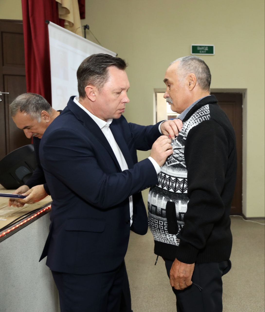 В с. Биджан состоялась церемония вручения медали «Отец солдата» В с. Биджан состоялась церемония вручения медали «Отец солдата»