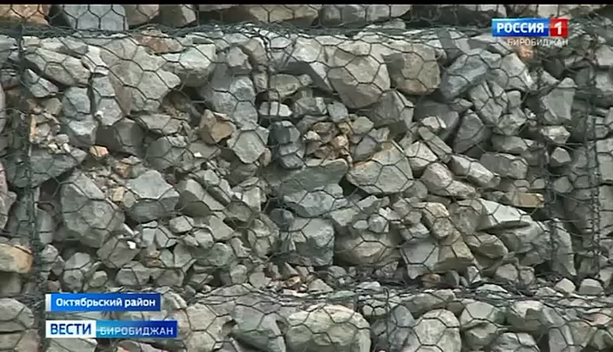 Завершен ремонт моста через Мокрый лог в Октябрьском районе