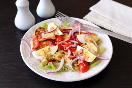 Легкий и вкусный салат с жареными кабачками