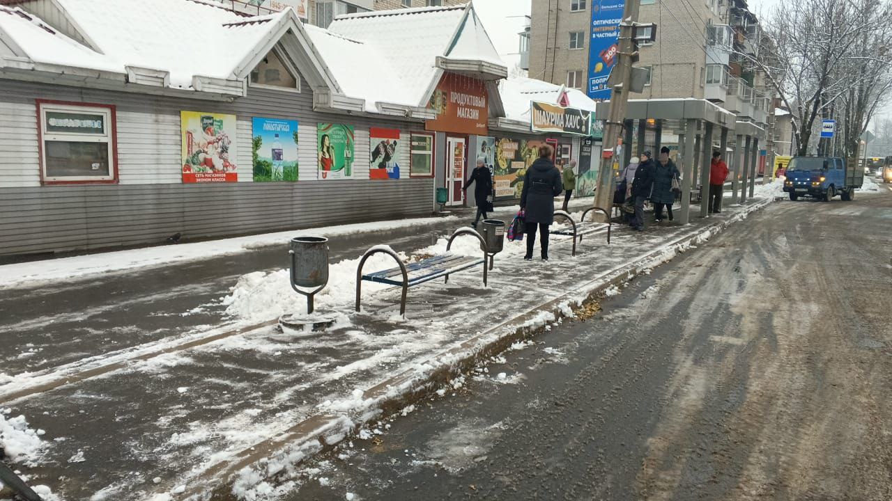 Коммунальные службы вышли на уборку Биробиджана Коммунальные службы вышли на уборку Биробиджана