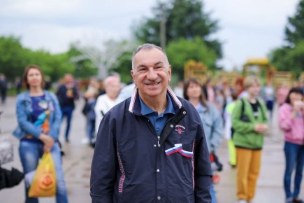 Алинбергу Ганапольскому присвоено звание Почетного гражданина ЕАО