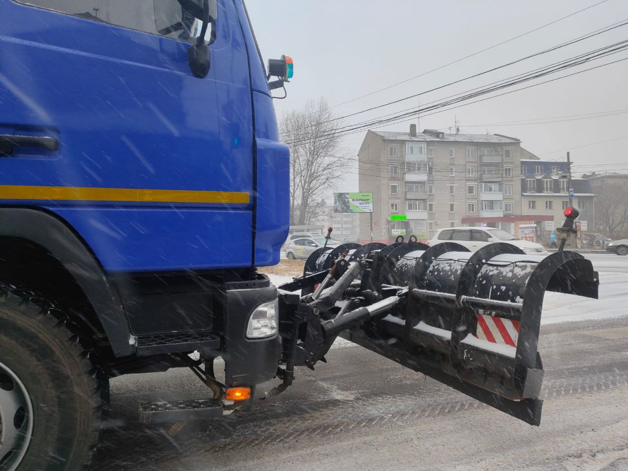 Коммунальные службы вышли на уборку Биробиджана Коммунальные службы вышли на уборку Биробиджана