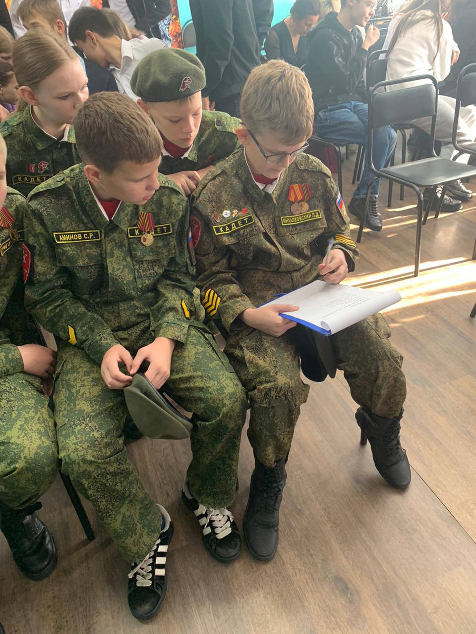 Председатели территориальных избирательных комиссий участвуют в праздничных мероприятиях, посвященных Дню народного единства Председатели территориальных избирательных комиссий участвуют в праздничных мероприятиях, посвященных Дню народного единства