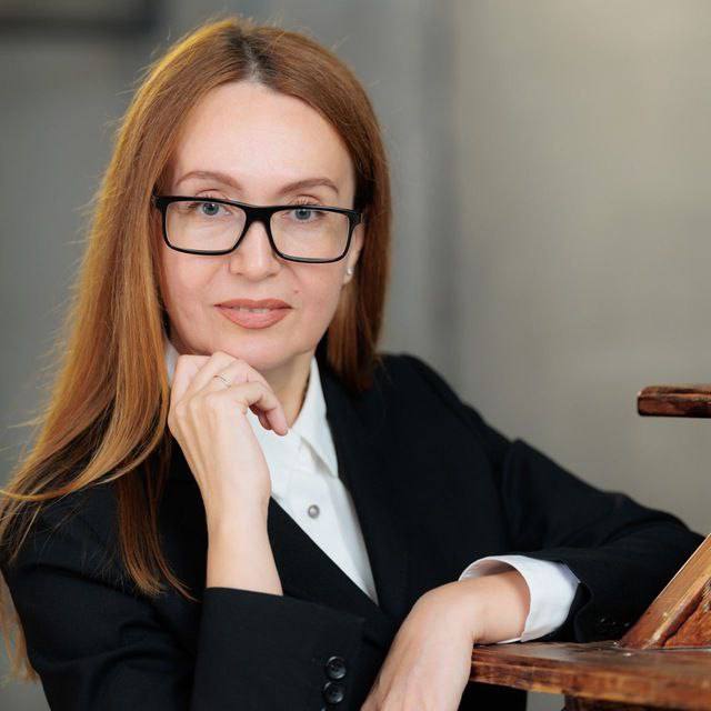 Сегодня День рождения отмечает депутат Законодательного Собрания Еврейской автономной области VII созыва Баженова Наталья Геннадьевна!