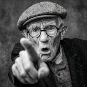 Новая инициатива поддержки молодежи: 10 тысяч к пенсии для трудовых ветеранов