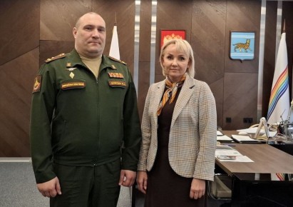 Губернатор ЕАО встретилась с и.о. командующего 35-й армии Восточного военного округа