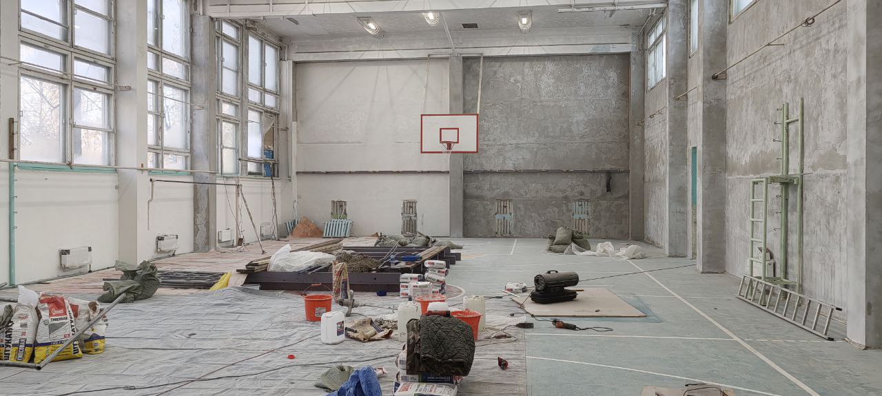 В биробиджанском лицее № 23 продолжаются ремонтные работы В биробиджанском лицее № 23 продолжаются ремонтные работы