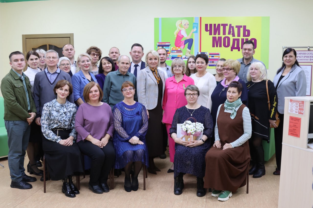 Губернатор ЕАО Мария Костюк поздравила Литературный музей с десятилетием