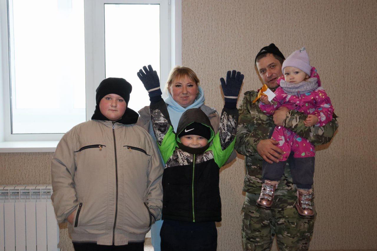 В Облучье расселили ещё 340 человек из аварийного жилья В Облучье расселили ещё 340 человек из аварийного жилья