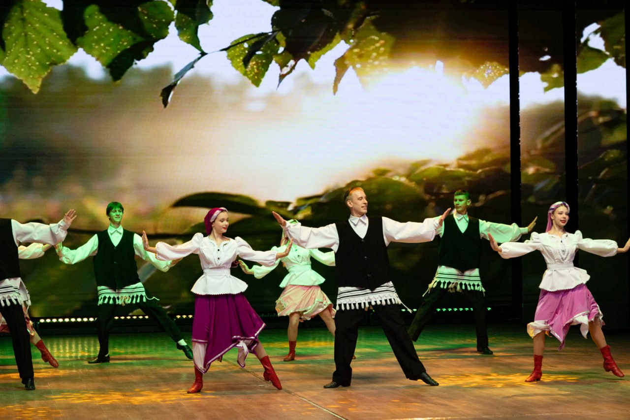 В ЕАО широко отметили День народного единства В ЕАО широко отметили День народного единства