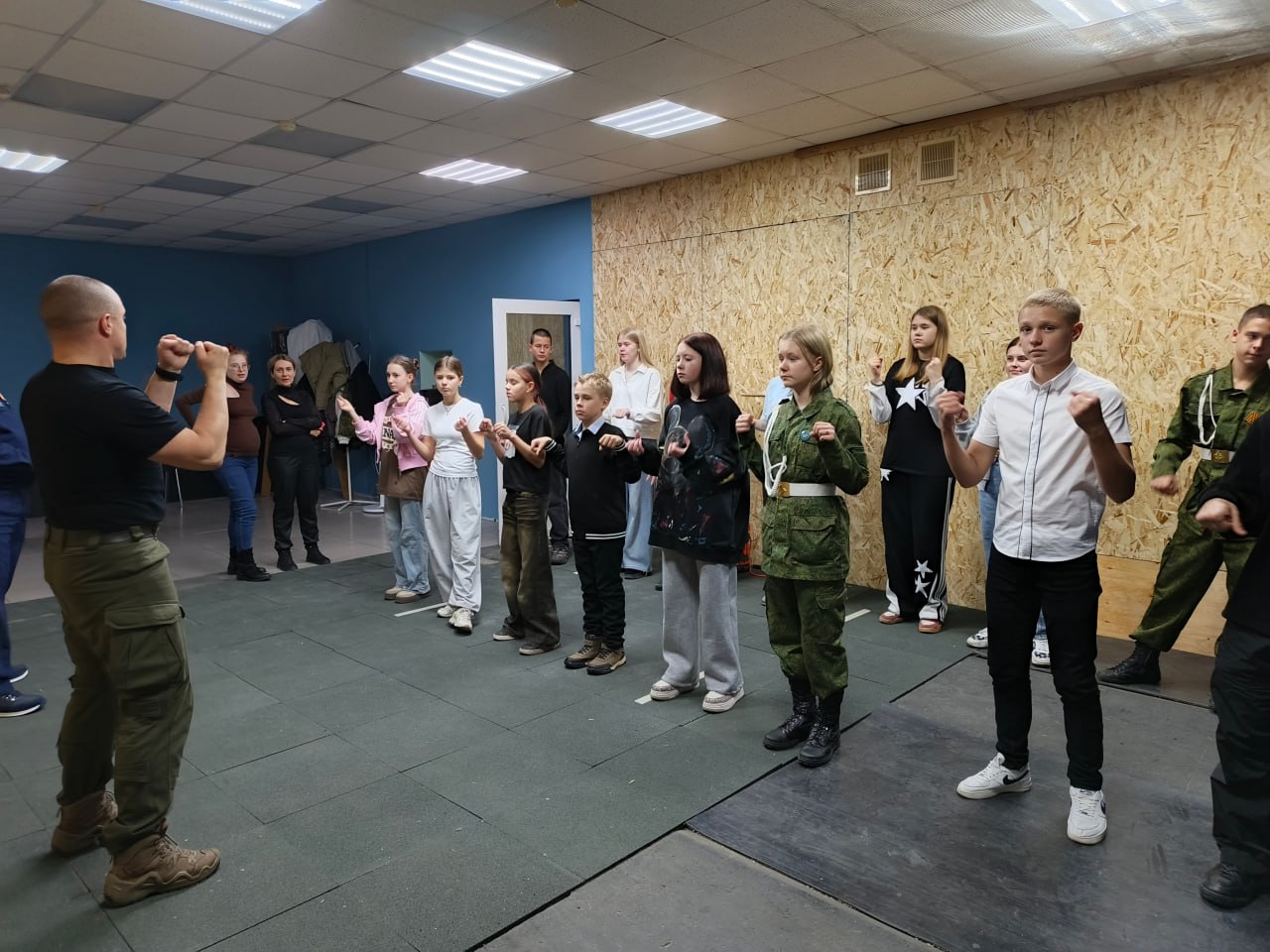 В Биробиджане состоялась специальная программа для детей военнослужащих в рамках форума «Территория согласия» В Биробиджане состоялась специальная программа для детей военнослужащих в рамках форума «Территория согласия»