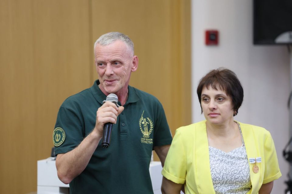 Над проблемой защиты традиционных российских духовно-нравственных ценностей работают участники форума «Территория согласия» в ЕАО Над проблемой защиты традиционных российских духовно-нравственных ценностей работают участники форума «Территория согласия» в ЕАО