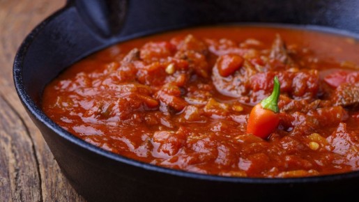 Будете всем советовать: потрясающий соус к любому мясу всего из трех ингредиентов