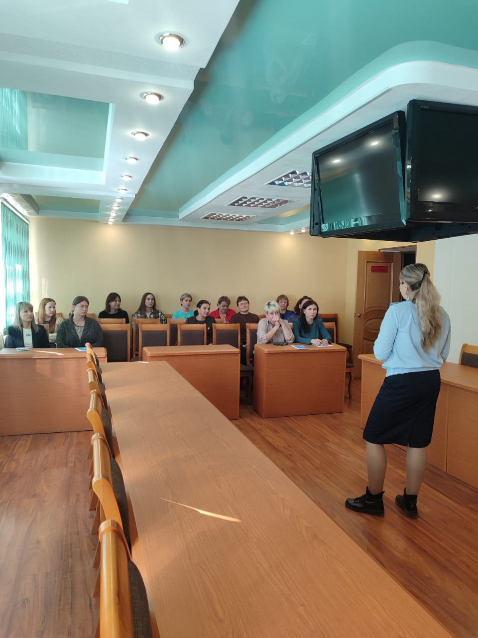 Семинар по противодействию коррупции провели сотрудники следственного управления в Облучье