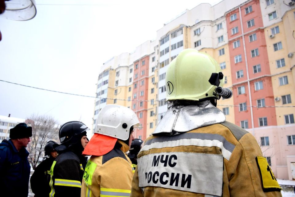 Спасение на высоте отработали сотрудники МЧС в Биробиджане