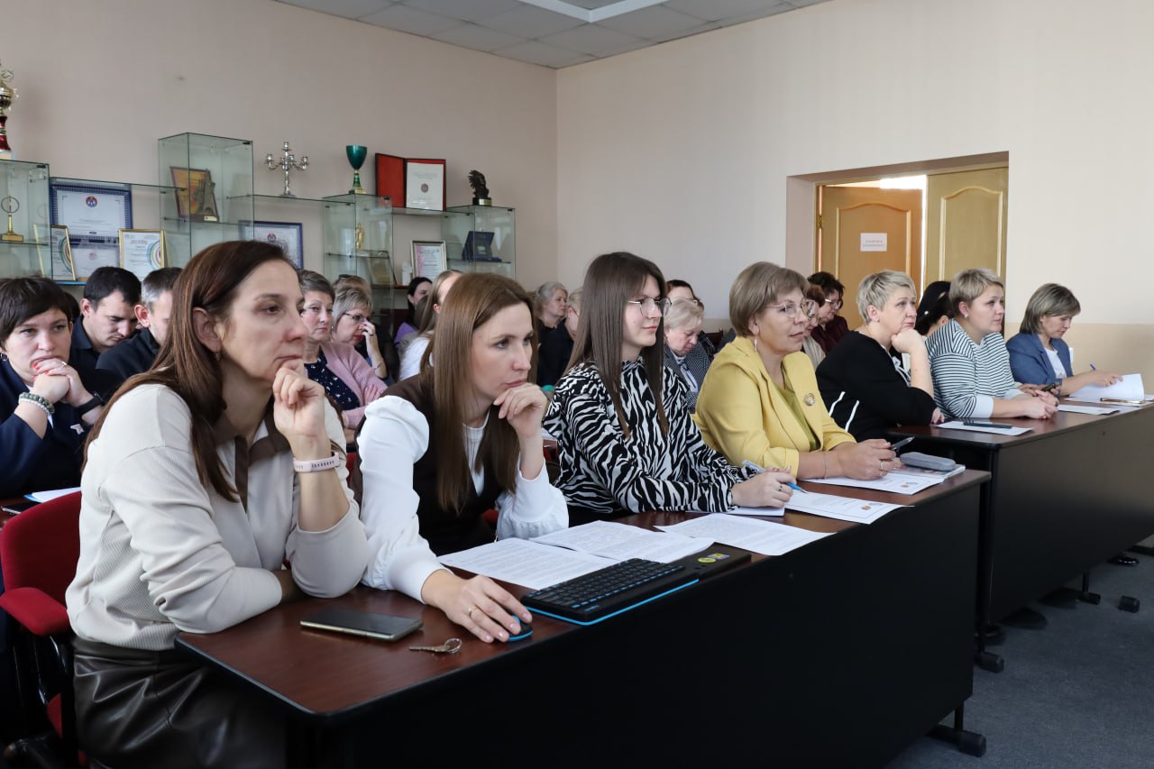 В Биробиджане состоялось выездное заседание комиссии по делам несовершеннолетних при правительстве ЕАО В Биробиджане состоялось выездное заседание комиссии по делам несовершеннолетних при правительстве ЕАО