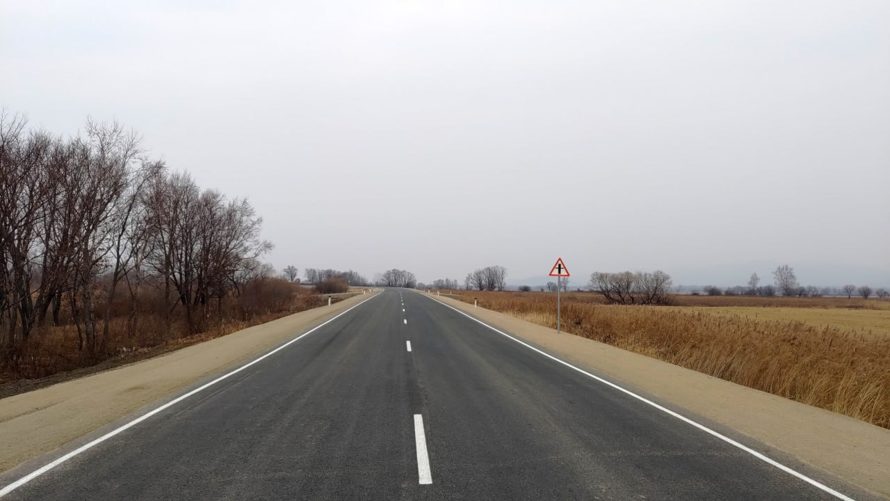 Прямая линия Марии Костюк: Финансирование дорожной отрасли в ЕАО выросло до 3,5 млрд рублей в 2025 году