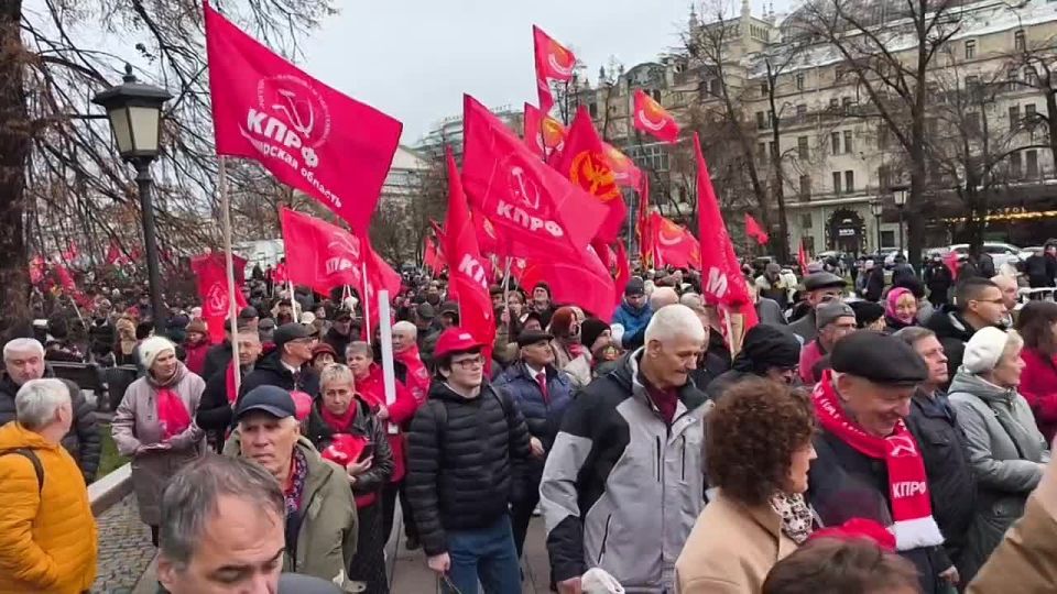 7 ноября 2025 года. 108-я годовщина Великой Октябрьской Социалистической Революции