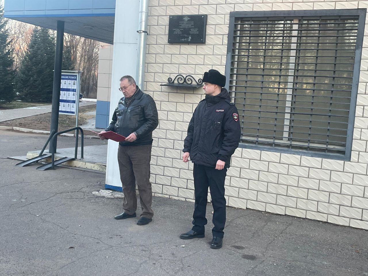 «Говорят, человек не умирает, пока жива память о нем. А память жива…» «Говорят, человек не умирает, пока жива память о нем. А память жива…»