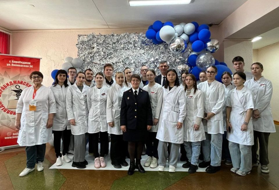 По всей области полицейские проводят мероприятия, посвященные Дню памяти сотрудников органов внутренних дел, погибших при исполнении служебных обязанностей