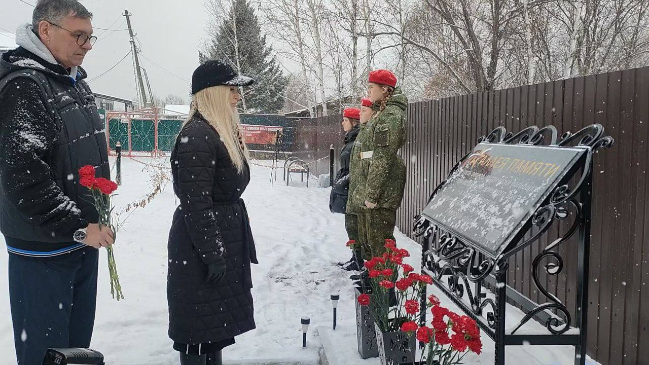 В селе Птичник открыли Аллею Памяти В селе Птичник открыли Аллею Памяти