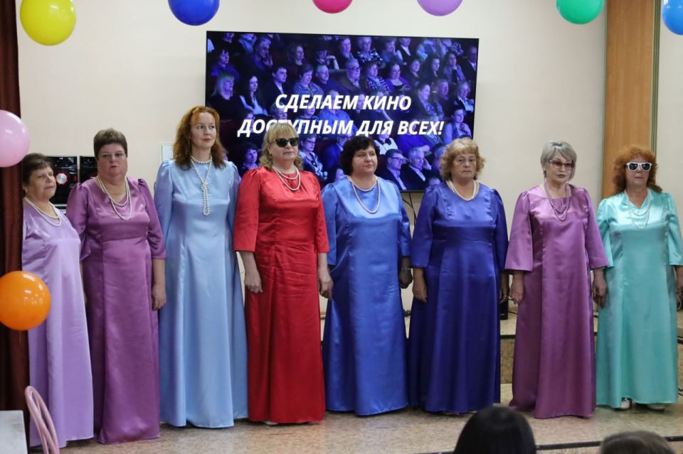 В Биробиджане работает специализированный киноконцертный зал для незрячих и слабовидящих