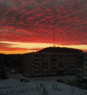 Морозное утро с рассветом в Биробиджане