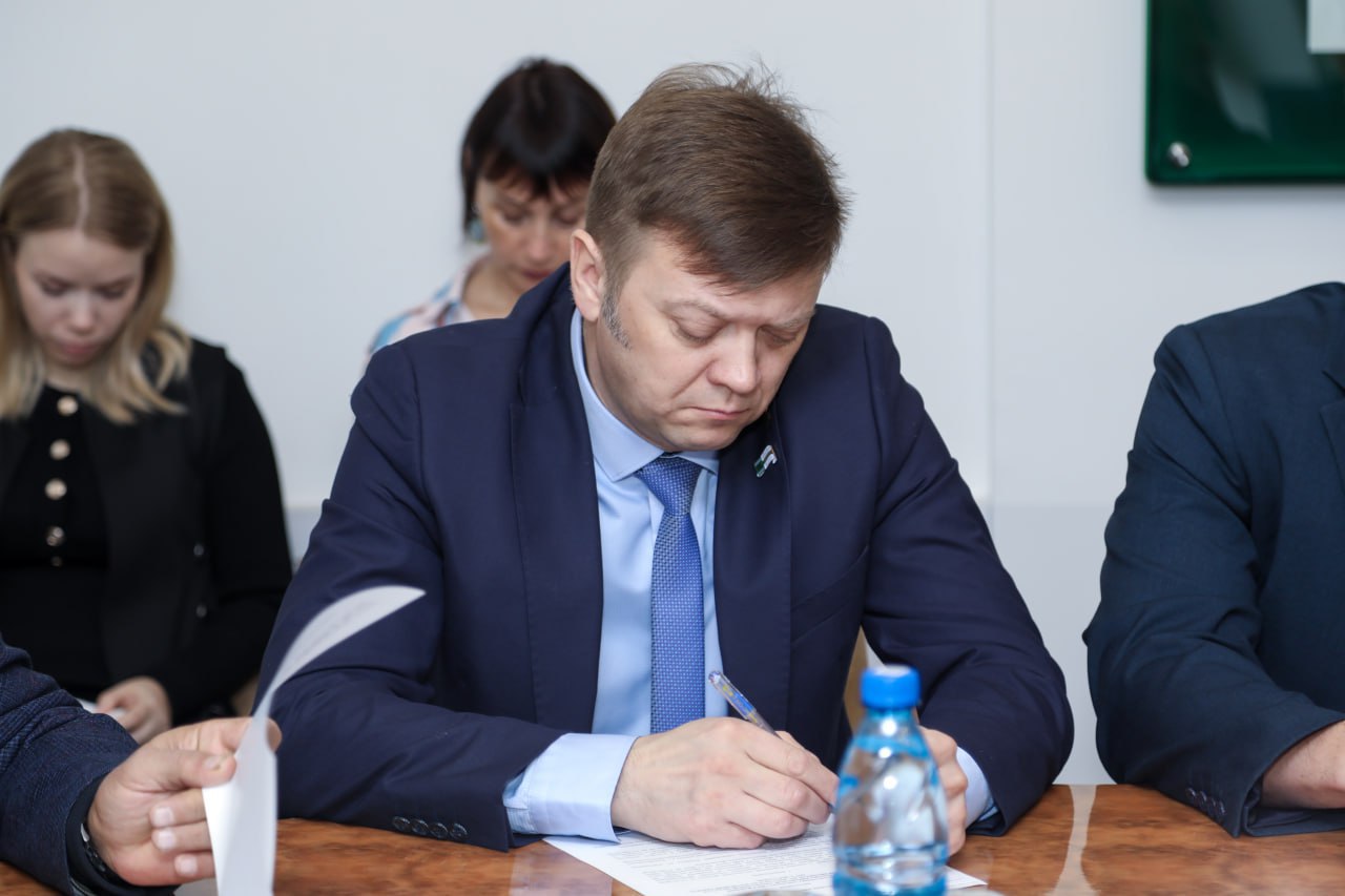 В парламенте ЕАО состоялось заседание согласительной комиссии В парламенте ЕАО состоялось заседание согласительной комиссии