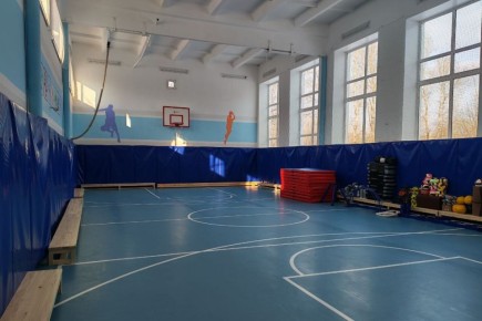 В поселке Бира после ремонта открылась школа