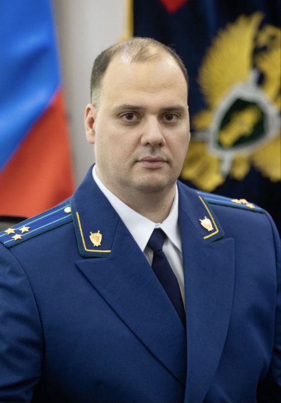 19 ноября 2025 года прокурор Еврейской автономной области Дмитрий Седых проведет выездной личный приём граждан в пос.Смидович Смидовичского района ЕАО