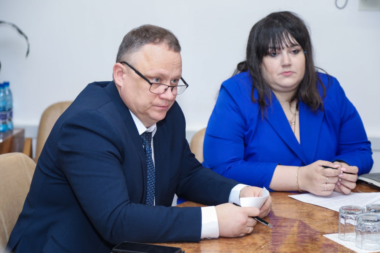 В парламенте ЕАО состоялось заседание согласительной комиссии В парламенте ЕАО состоялось заседание согласительной комиссии